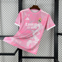 Real Madrid 2025/26 — Roze Draak Editie