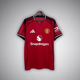 Manchester United 25/26 — Thuistenue