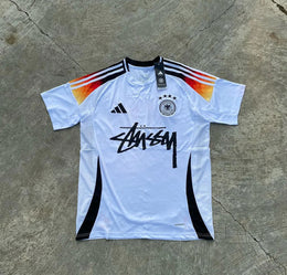 Stüssy x Duitsland — Trui Wit
