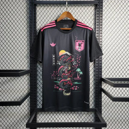 Japan 2023 — Zwart Roze Speciale Editie