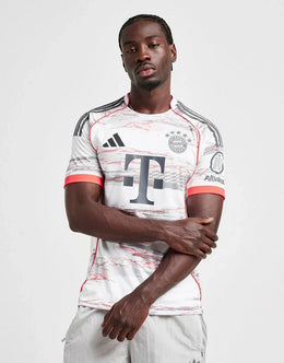 Adidas FC Bayern München 2025/26 — Uitshirt